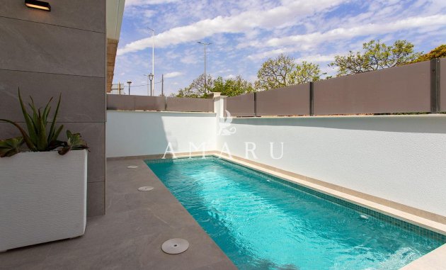 Nieuwbouw Woningen - Villa -
Sucina