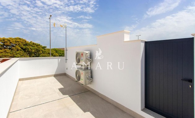 Nieuwbouw Woningen - Villa -
Sucina