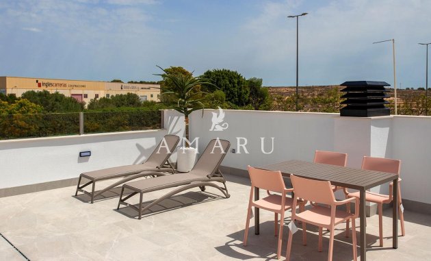 Nieuwbouw Woningen - Villa -
Sucina