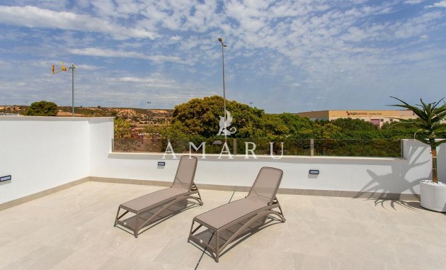 Nieuwbouw Woningen - Villa -
Sucina