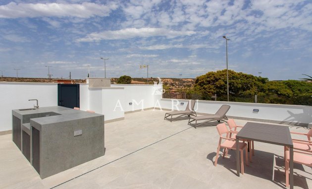 Nieuwbouw Woningen - Villa -
Sucina