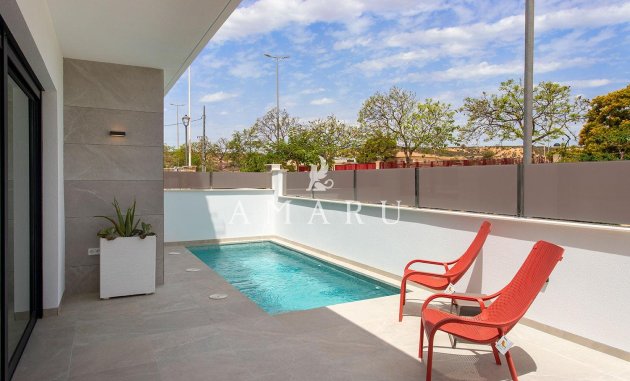 Nieuwbouw Woningen - Villa -
Sucina