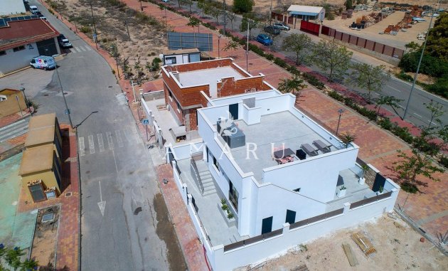 Nieuwbouw Woningen - Villa -
Sucina