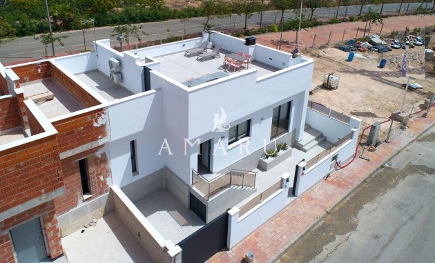 Nieuwbouw Woningen - Villa -
Sucina