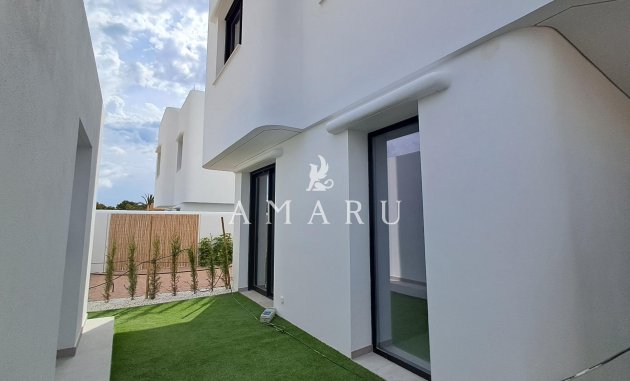 Nieuwbouw Woningen - Villa -
Alfas del Pí - El Albir